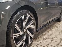 Usata VW Golf VIII R-line 150 CV (110 kW) 2023 Grigio Berlina