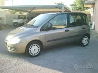Käytetty Fiat Multipla Dynamic 120 HP (88 kW) 2007 Harmaa Tila-auto
