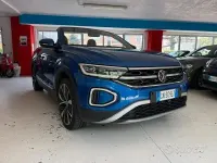 Usata VW T-Roc Cabriolet Style 150 CV (110 kW) 2023 Bluazzurro Cabrio