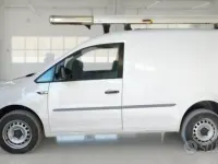 Usata VW Caddy 122 CV (89 kW) 2018 Bianco Monovolume