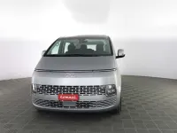 Usata Hyundai Staria 177 CV (130 kW) 2023 Shimmering silver Monovolume