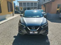 Usata Nissan Qashqai N-Connecta 116 CV (85 kW) 2017 Grigio SUV