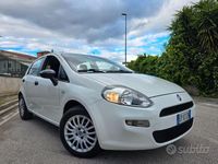 Usata Fiat Punto Easy 75 CV (55 kW) 2014 Bianco Utilitaria
