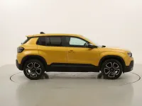 Usata Jeep Avenger Summit 101 CV (74 kW) 2025 Giallo/orogiallo/oro SUV