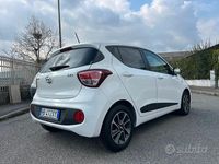 Usata Hyundai i10 67 CV (49 kW) 2019 Bianco Utilitaria