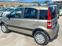 Usata Fiat Panda 4x4 Climbing 69 CV (50 kW) 2011 Beige Utilitaria