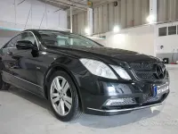 Usata Mercedes E350 231 CV (169 kW) 2009 Nero Coupé