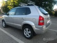 Usata Hyundai Tucson Active 140 CV (102 kW) 2006 Grigio SUV