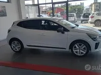 Usata Renault Clio V Evolution 101 CV (74 kW) 2024 Bianco Berlina