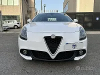 Usata Alfa Romeo Giulietta Super 120 CV (88 kW) 2016 Bianco Utilitaria