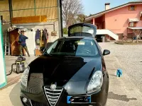 Usata Alfa Romeo Giulietta 150 CV (110 kW) 2013 Nero Utilitaria