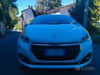Usata Peugeot 208 GT-line 100 CV (73 kW) 2016 Bianco Utilitaria
