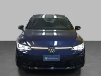 Usata VW Golf VIII R-line 131 CV (96 kW) 2024 Bleu Berlina