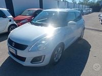 Usata Suzuki Swift 94 CV (69 kW) 2015 Bianco Utilitaria