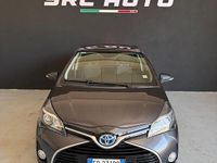 Usata Toyota Yaris Hybrid Active 73 CV (53 kW) 2015 Grigio Berlina