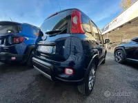 Usata Fiat Panda 4x4 S 86 CV (63 kW) 2013 Blu Utilitaria