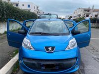 Usata Peugeot 107 68 CV (50 kW) 2006 Blu Utilitaria