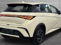 Nuova BYD Dolphin Design 150 kW (204 CV) 2026 Cream white Utilitaria