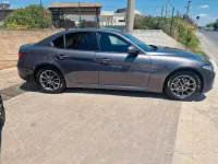 Usata Alfa Romeo Giulia Executive 160 CV (117 kW) 2019 Grigio Berlina