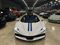Usata Ferrari SF90 780 CV (573 kW) 2024 Bianco motomi Cabrio
