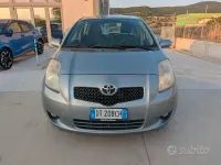 Usata Toyota Yaris Sol 90 CV (66 kW) 2008 Grigio Utilitaria