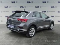 Usata VW T-Roc Advance 116 CV (85 kW) 2019 Grigio SUV