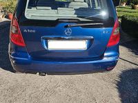 Usata Mercedes A180 Avantgarde 116 CV (85 kW) 2009 Blu Berlina