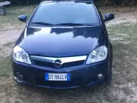 Usata Opel Tigra 90 CV (66 kW) 2008 Bluazzurro Cabrio