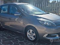 Usata Renault Scénic III XMOD 110 CV (80 kW) 2013 Grigio Monovolume