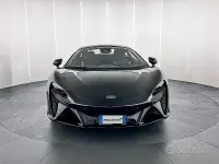 Nuova McLaren Artura 700 CV (514 kW) 2026 Nero Coupé