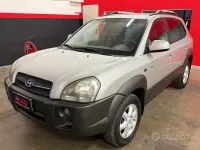Usata Hyundai Tucson Dynamiq 112 CV (82 kW) 2005 Grigio SUV