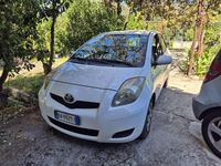 Usata Toyota Yaris Sol 101 CV (74 kW) 2009 Berlina
