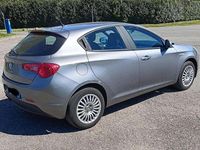 Usata Alfa Romeo Giulietta 120 CV (88 kW) 2011 Grigio Utilitaria