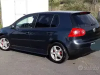 Usata VW Golf IV 105 CV (77 kW) 2004 Utilitaria