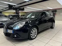 Usata Alfa Romeo Giulietta Distinctive 105 CV (77 kW) 2015 Nero Utilitaria
