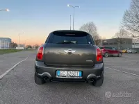 Usata Mini Cooper S Countryman 184 CV (135 kW) 2011 Grigio SUV