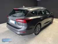 Usata Ford Focus ST 155 CV (114 kW) 2023 Grigio Station wagon