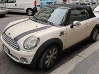 Usata Mini Cooper Cabriolet 122 CV (89 kW) 2010 Bianco Cabrio