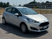 Usata Ford Fiesta Titanium 75 CV (55 kW) 2017 Argento Utilitaria
