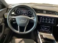 Usata Audi Q8 e-tron Ambiente 250 kW (340 CV) 2023 Grigio SUV