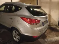 Usata Hyundai ix35 135 CV (99 kW) 2012 Grigio SUV
