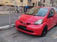 Usata Toyota Aygo 68 CV (50 kW) 2008 Rosso Utilitaria