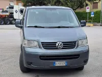 Usata VW Caravelle 131 CV (96 kW) 2007 Furgone
