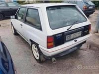 Usata Opel Corsa 69 CV (50 kW) 1988 Bianco Berlina