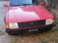 Begagnad Ford Escort Cabriolet 1985 Röd Cab