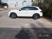 Usata Porsche Cayenne 245 CV (180 kW) 2011 Bianco SUV