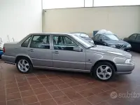 Usata Volvo S70 179 CV (131 kW) 1997 Grigio Berlina