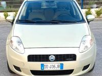 Usata Fiat Grande Punto Active 75 CV (55 kW) 2006 Oro Utilitaria