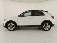 Usata VW T-Roc Style 110 CV (80 kW) 2023 Pure white nero SUV