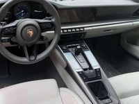 Usata Porsche 992 385 CV (283 kW) 2025 Grigio Cabrio